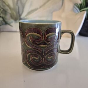 Vintage Hornsea Bronte Mug 70s 80s 2 Tone Brown on Green Symmetrical Pattern